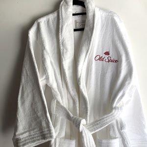 White cotton bathrobe - Old Spice embroidered
